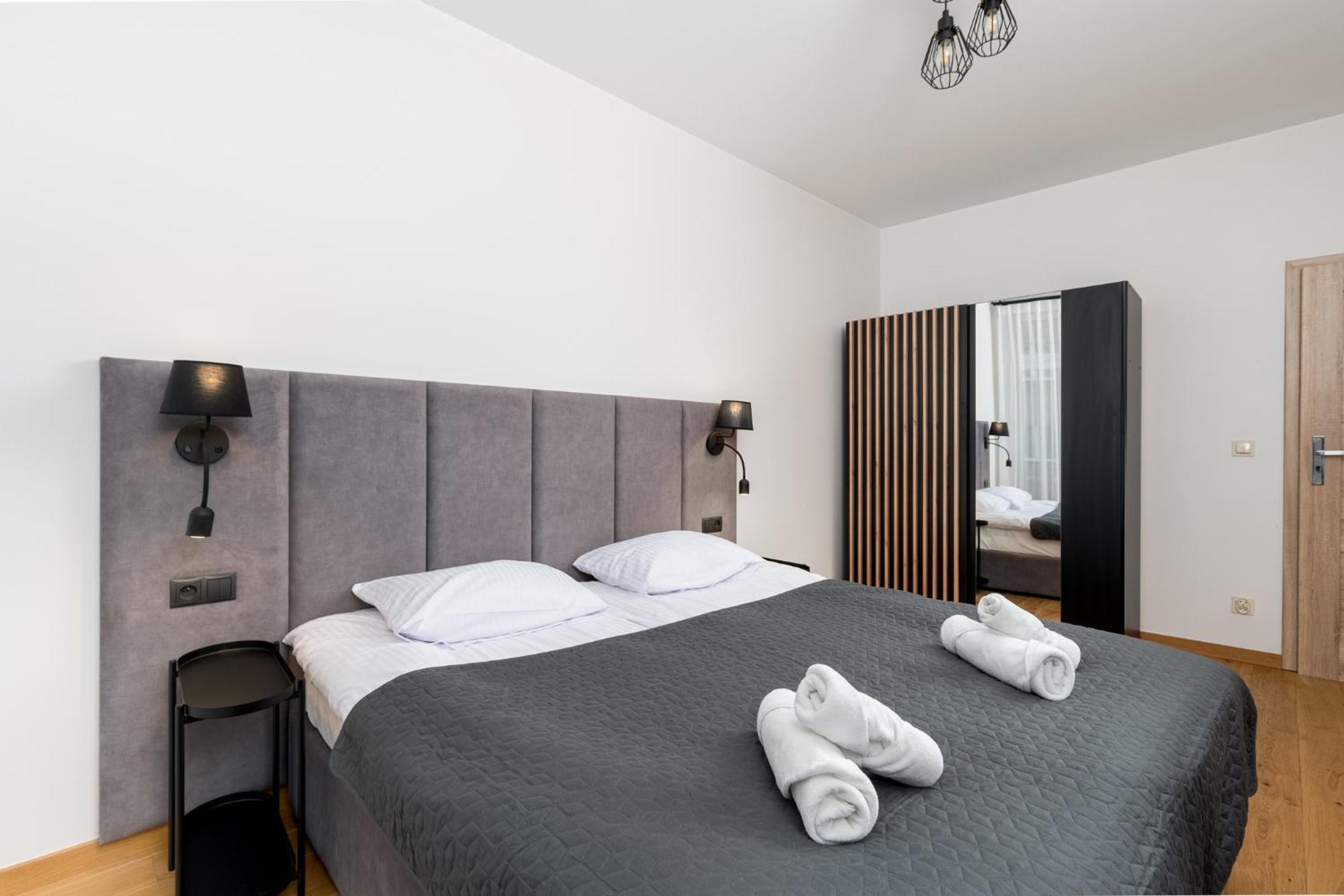 Revesen Premium Apartments Krakow Ngoại thất bức ảnh