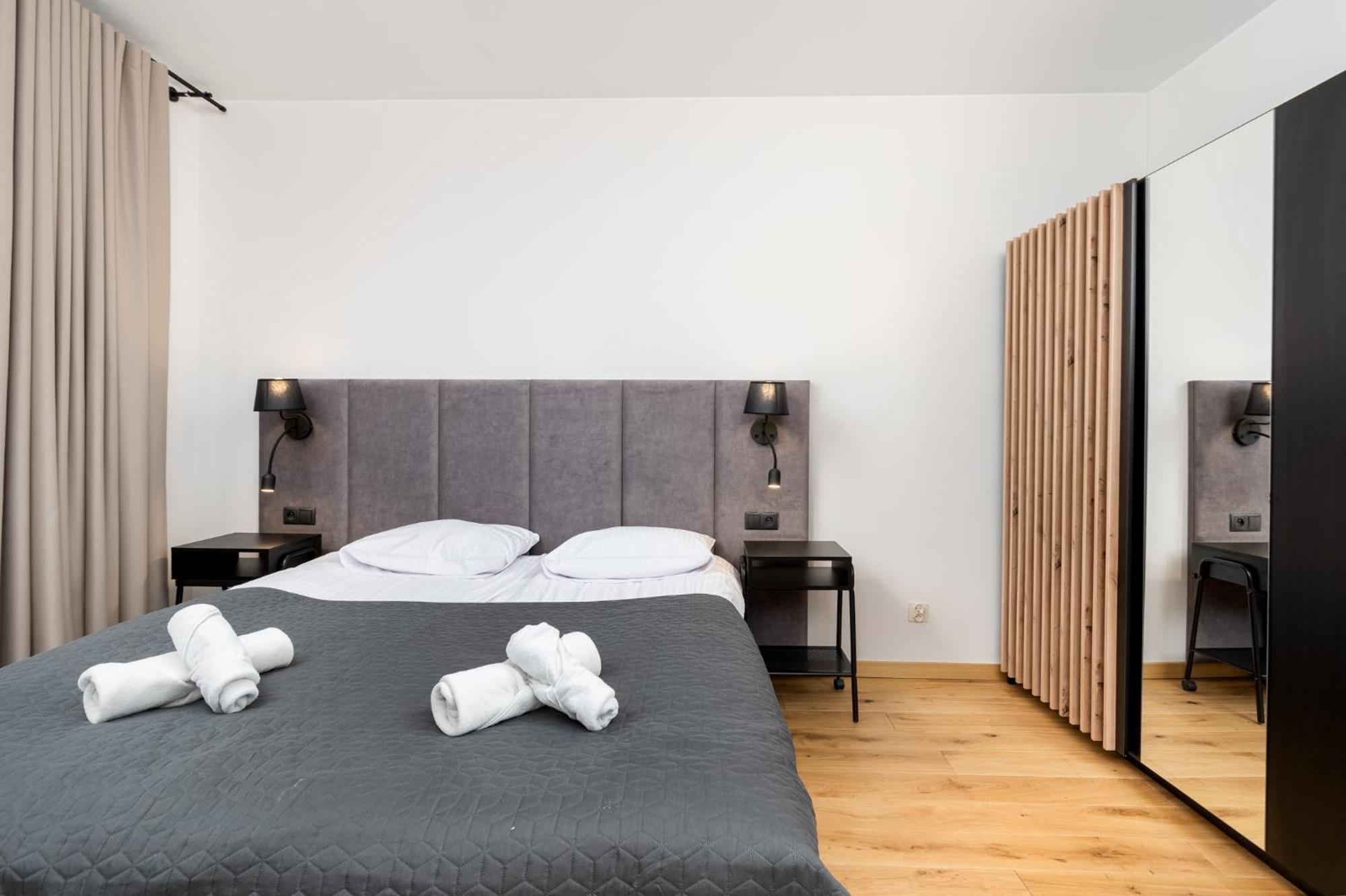 Revesen Premium Apartments Krakow Ngoại thất bức ảnh