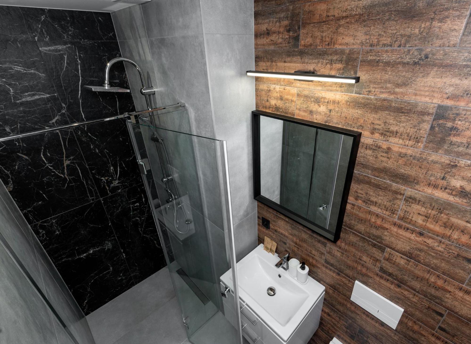 Revesen Premium Apartments Krakow Ngoại thất bức ảnh