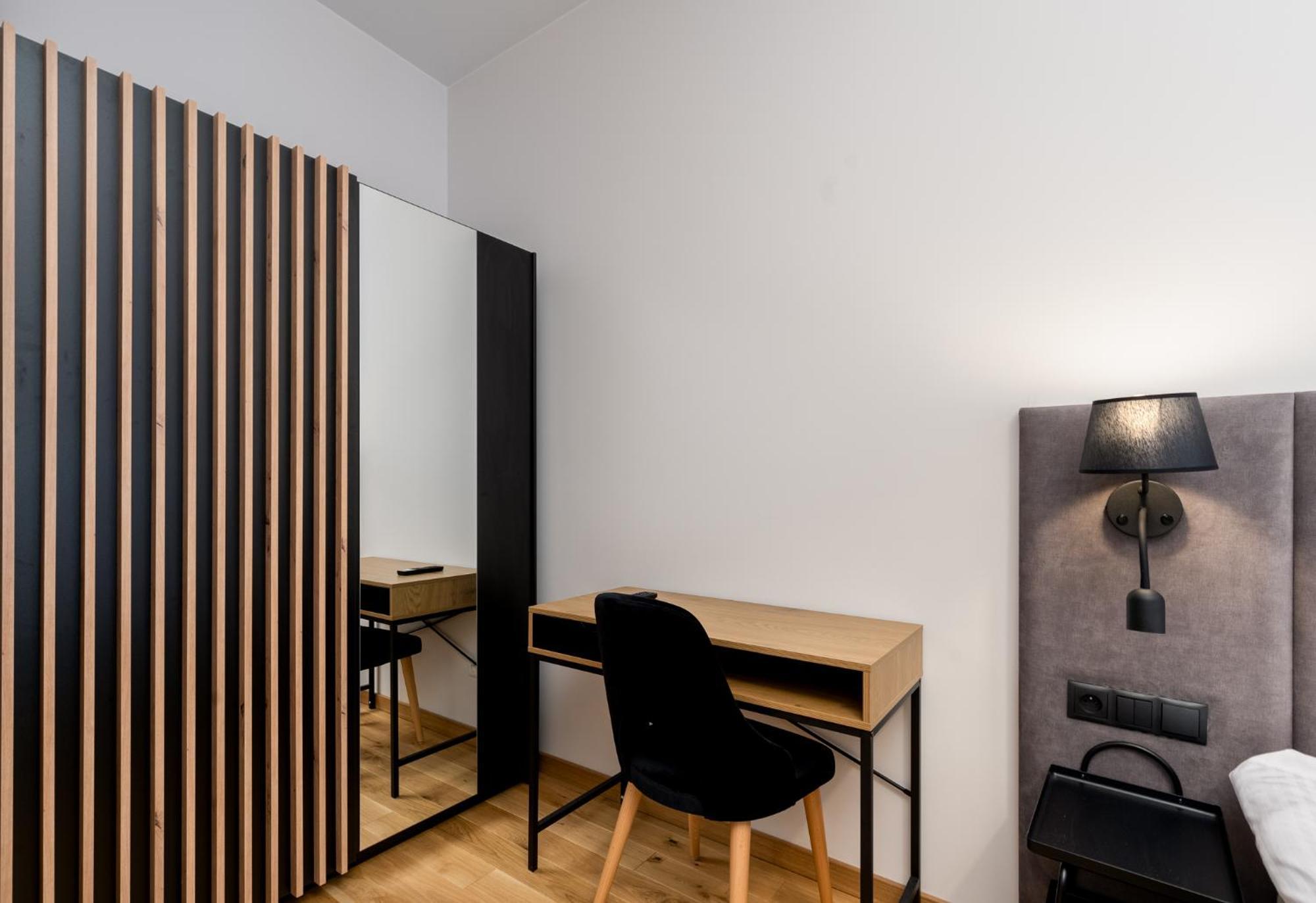 Revesen Premium Apartments Krakow Ngoại thất bức ảnh