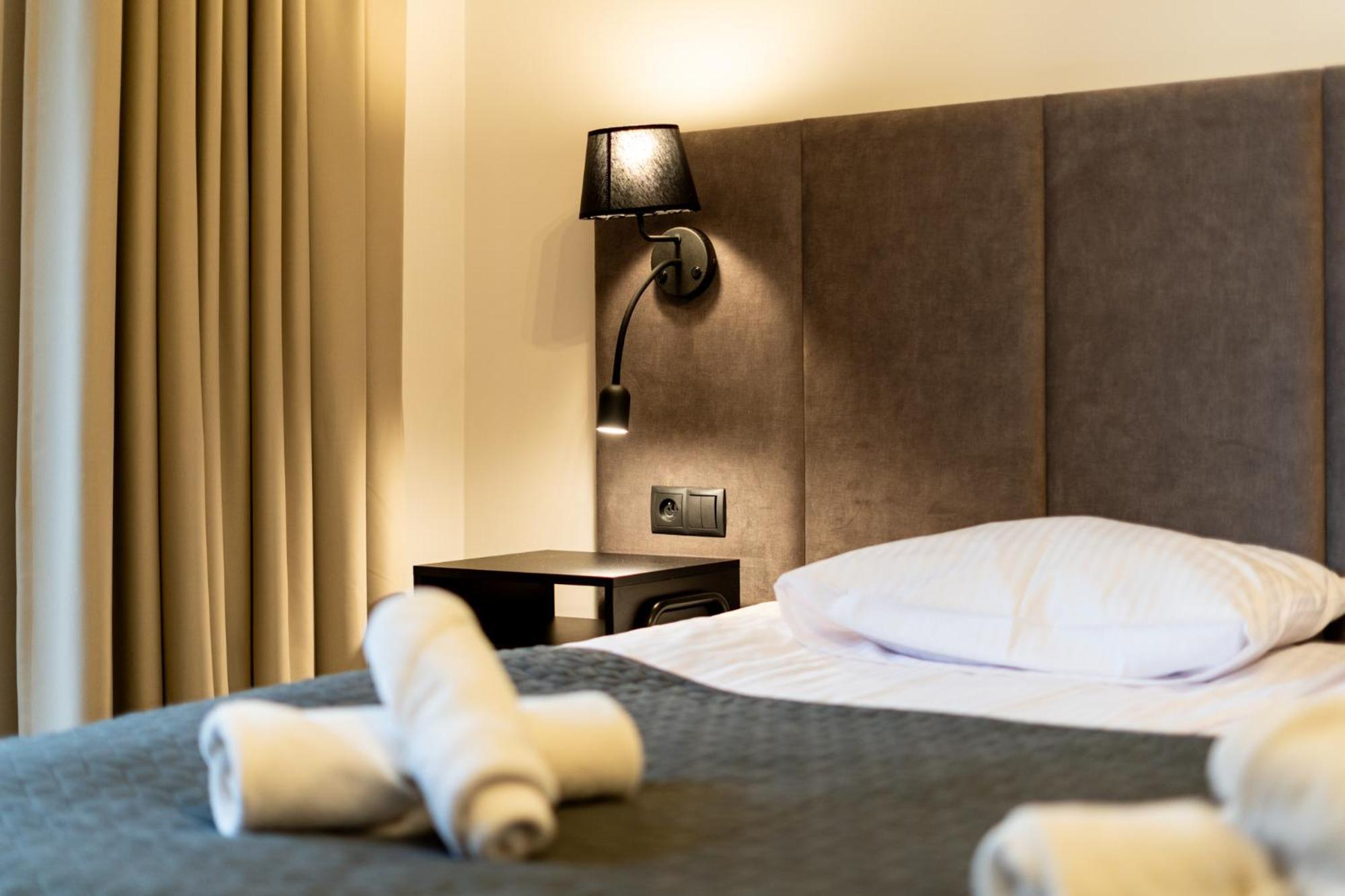 Revesen Premium Apartments Krakow Ngoại thất bức ảnh