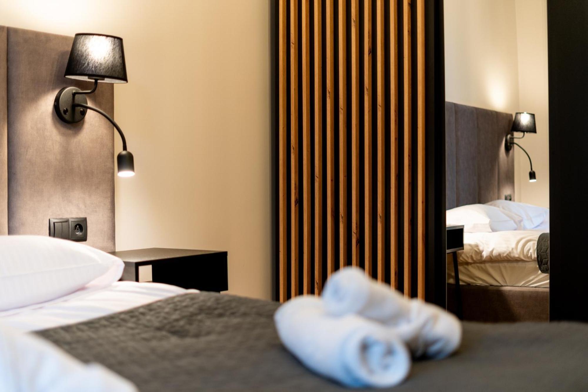 Revesen Premium Apartments Krakow Ngoại thất bức ảnh