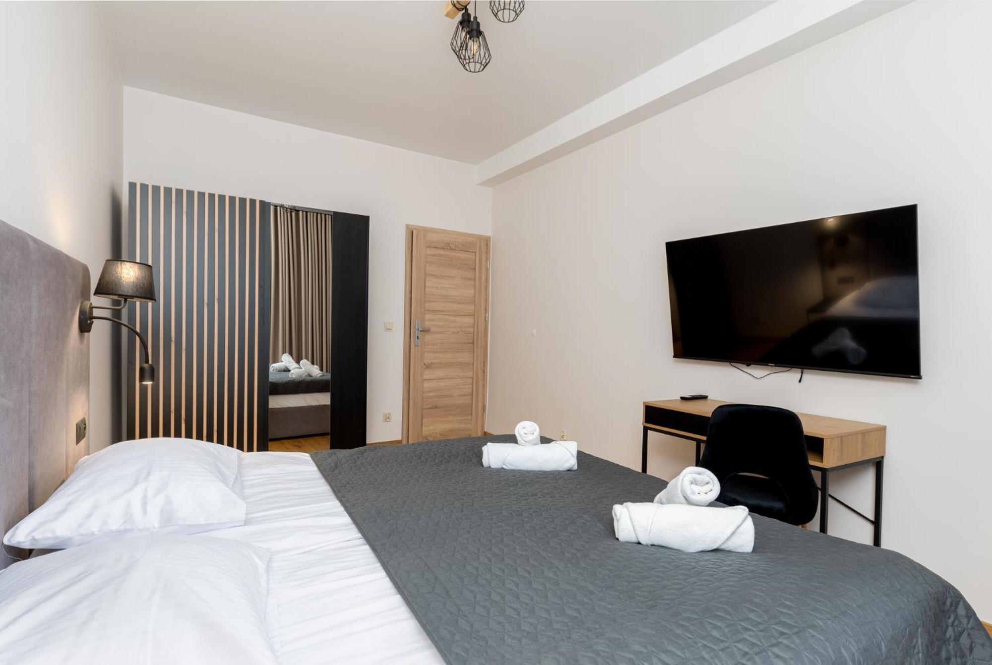 Revesen Premium Apartments Krakow Ngoại thất bức ảnh